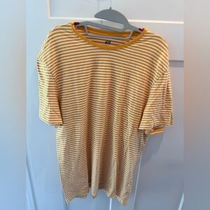 H&M Mustard Yellow White Striped Tee XL Slim Fit Short Sleeve Casual Shirt